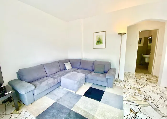 Apartment Buresso *